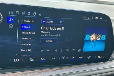 2025 Chevrolet Suburban LT