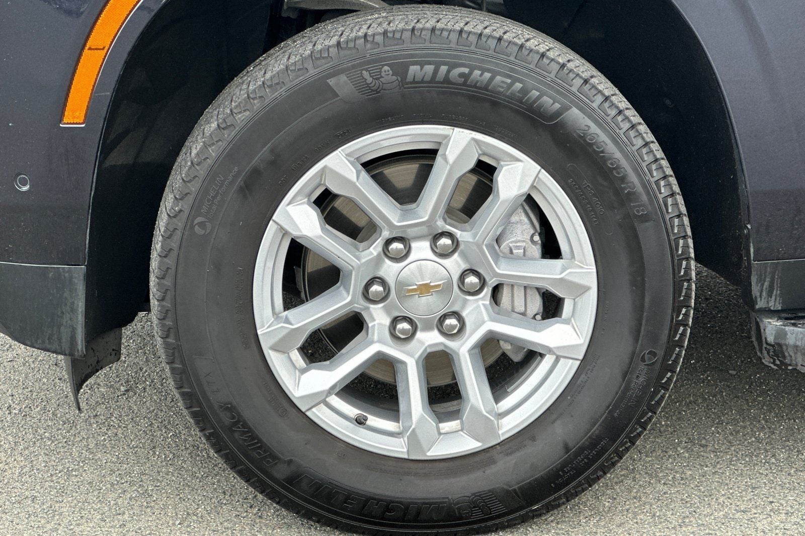 2025 Chevrolet Suburban LT