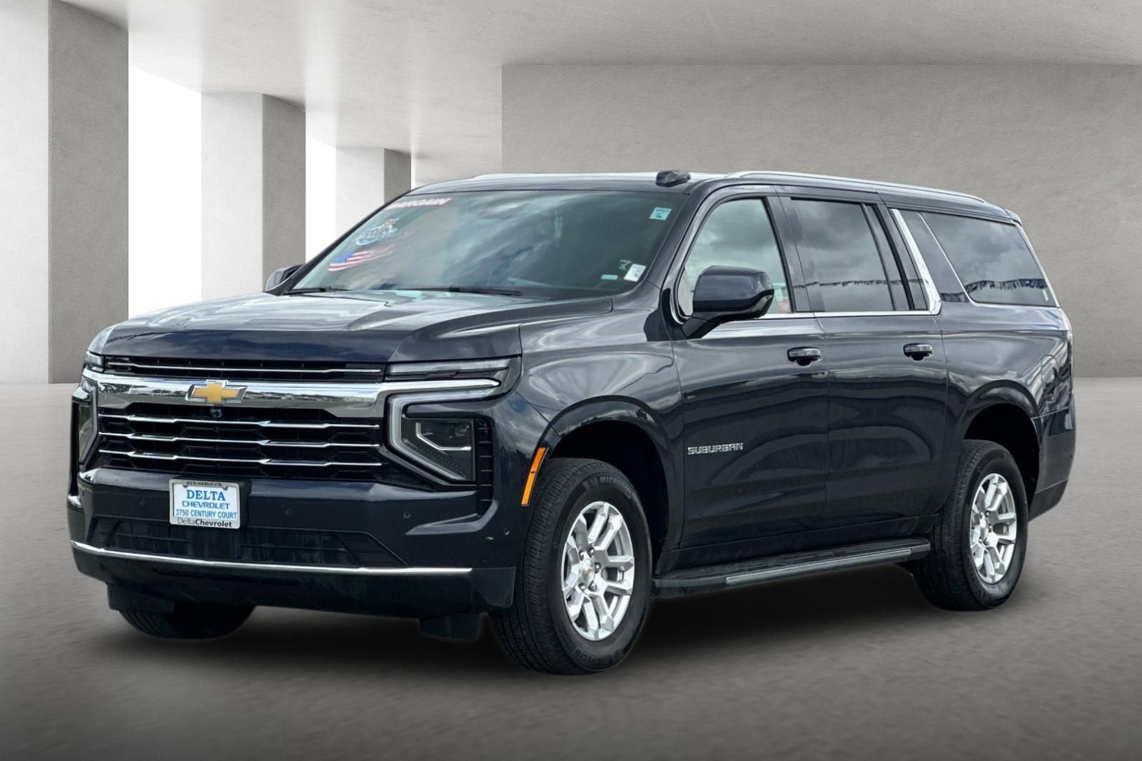 2025 Chevrolet Suburban LT
