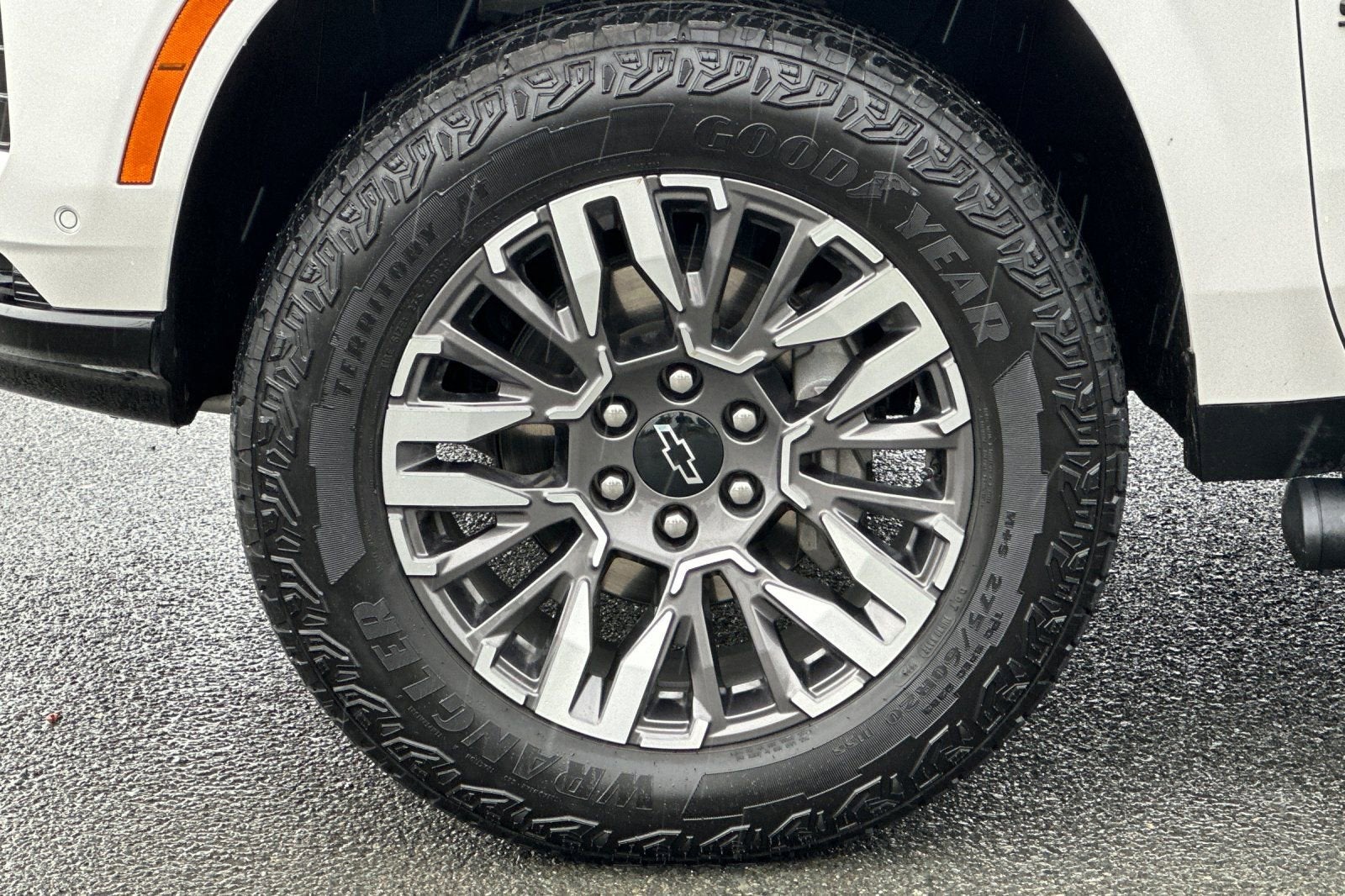 2025 Chevrolet Suburban Z71