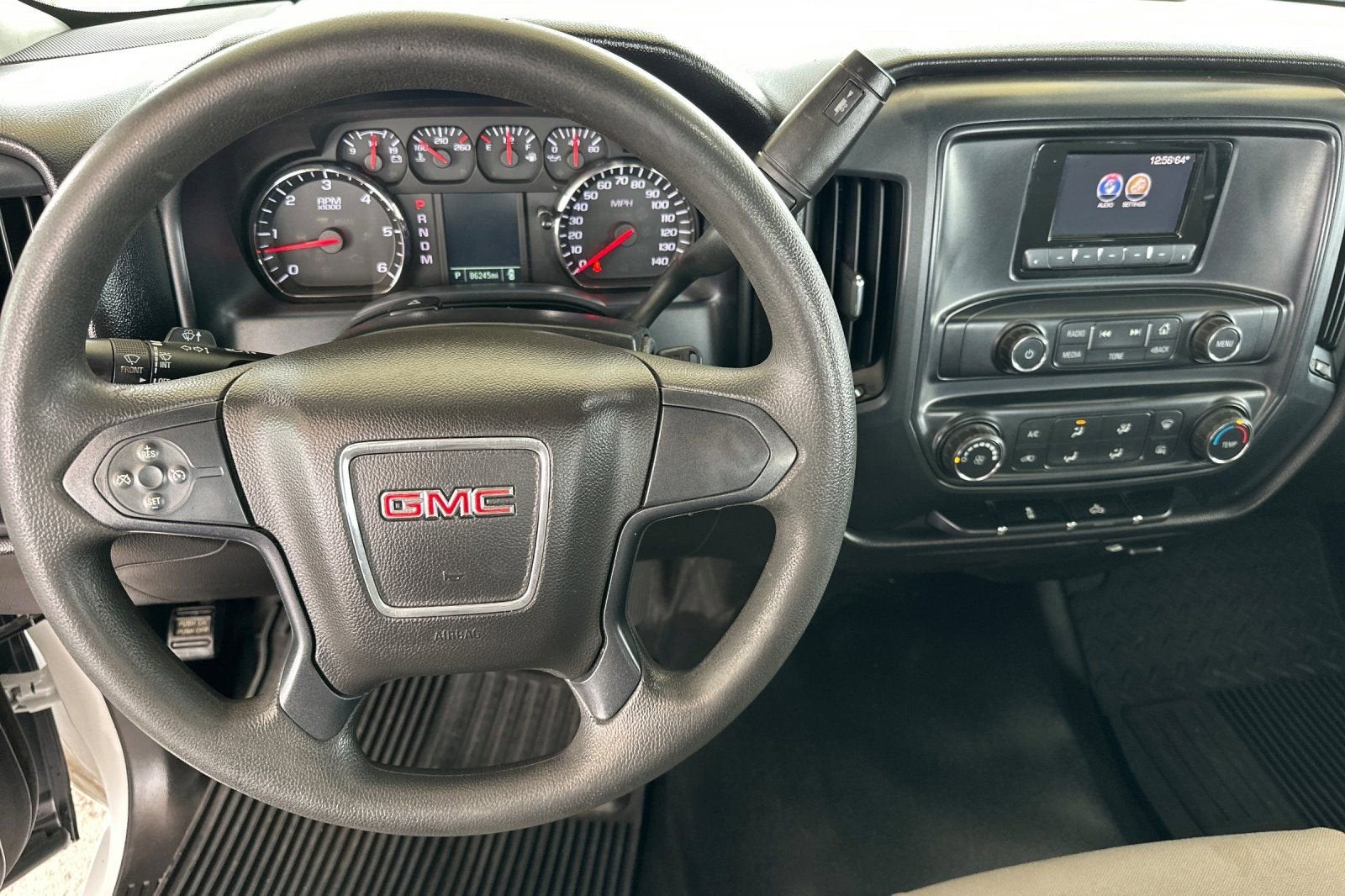 2015 GMC Sierra 1500 2WD Reg Cab 133.0"
