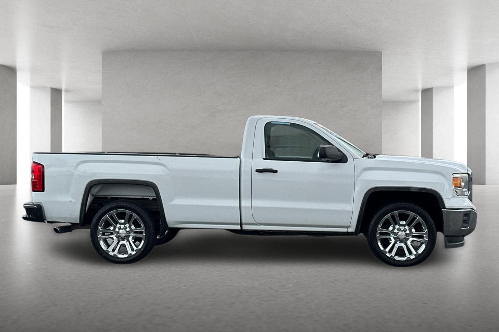2015 GMC Sierra 1500 2WD Reg Cab 133.0"