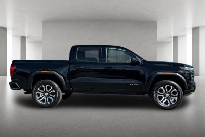 2024 GMC Canyon AT4