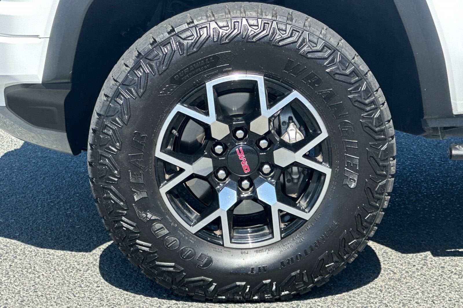 2024 GMC Canyon AT4X