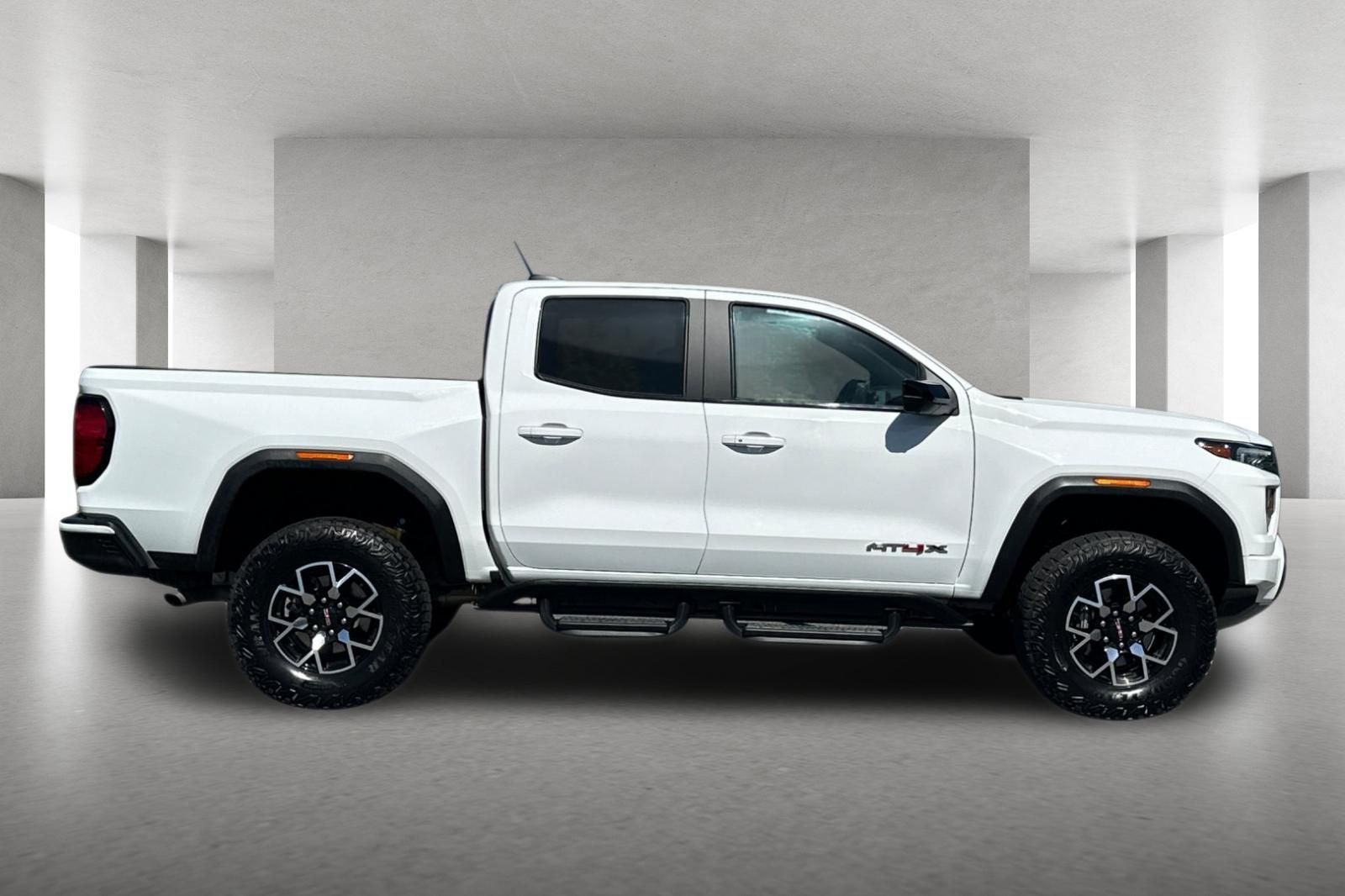 2024 GMC Canyon AT4X