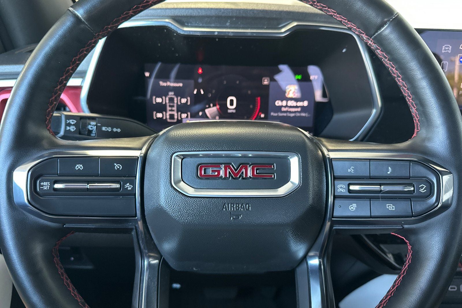 2024 GMC Canyon AT4X