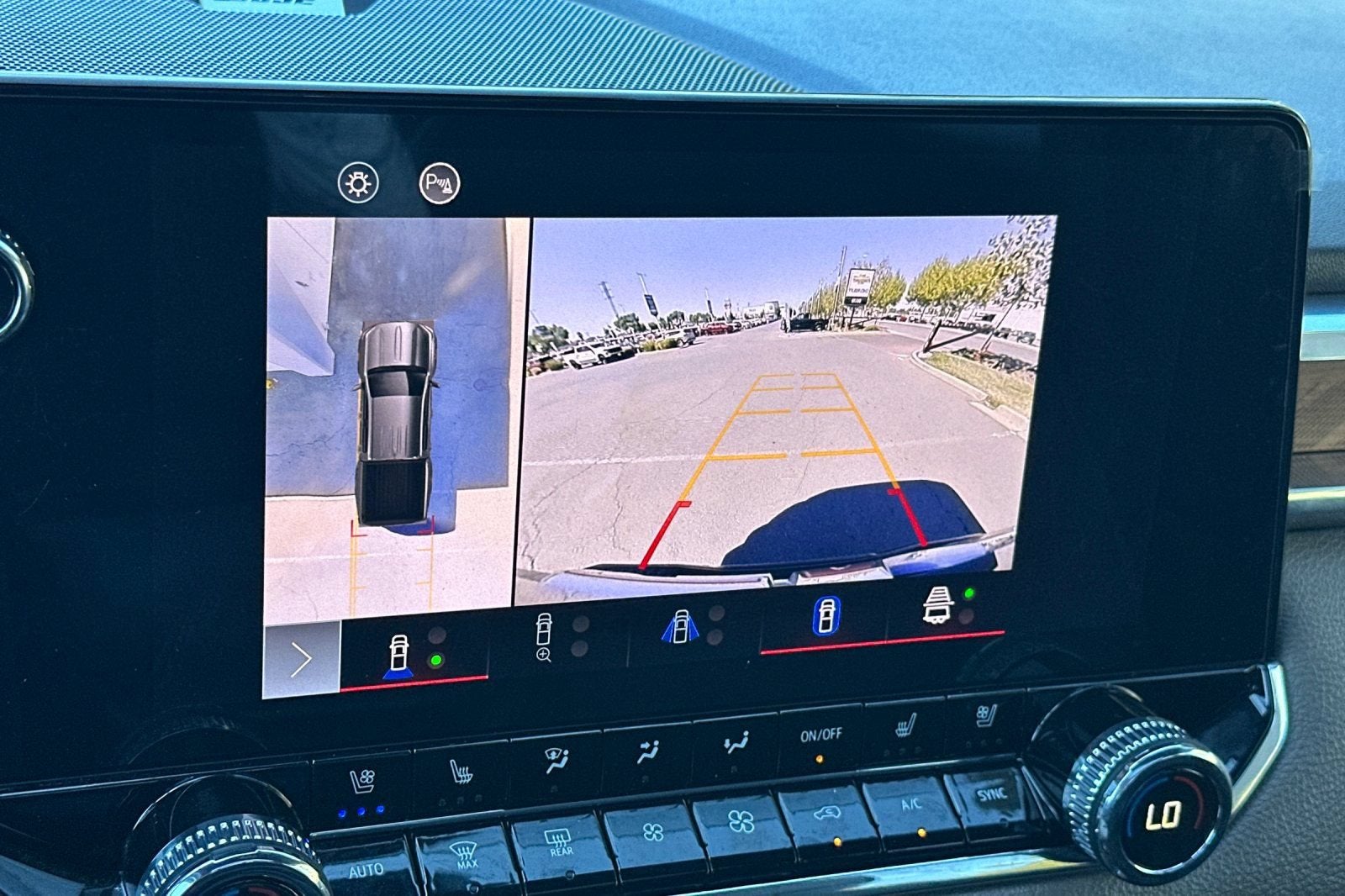 2023 GMC Canyon 4WD Denali