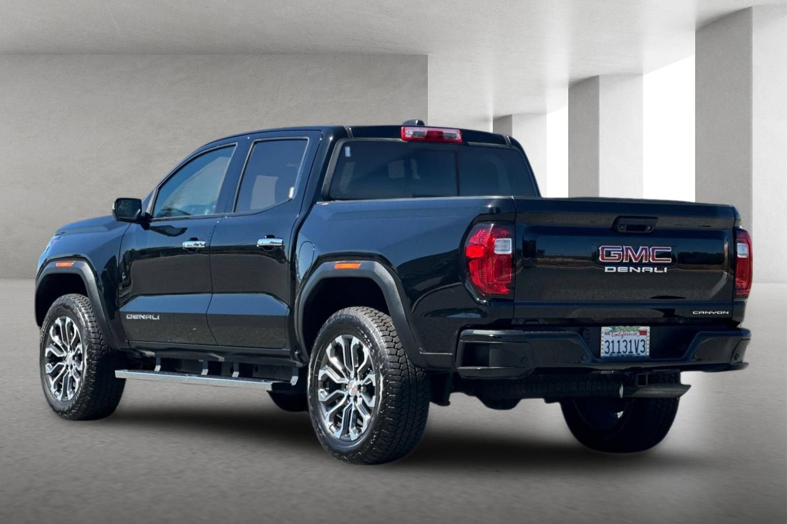 2023 GMC Canyon 4WD Denali