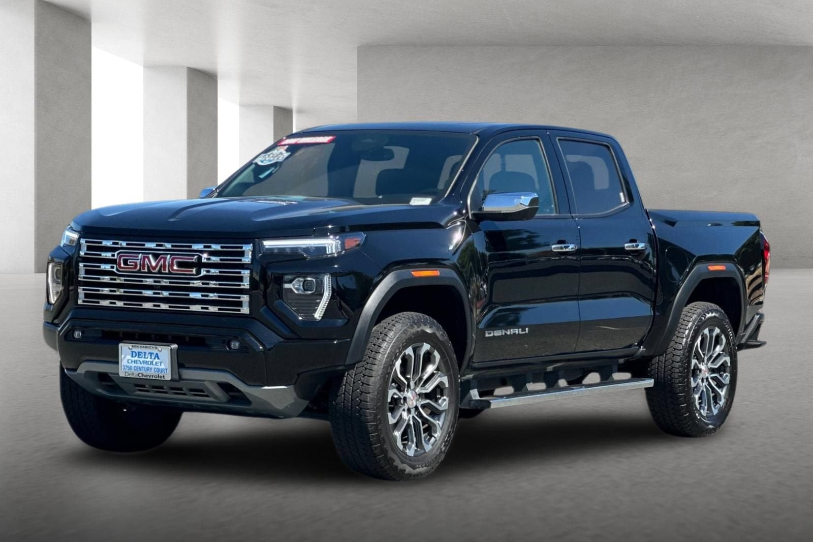 2023 GMC Canyon 4WD Denali