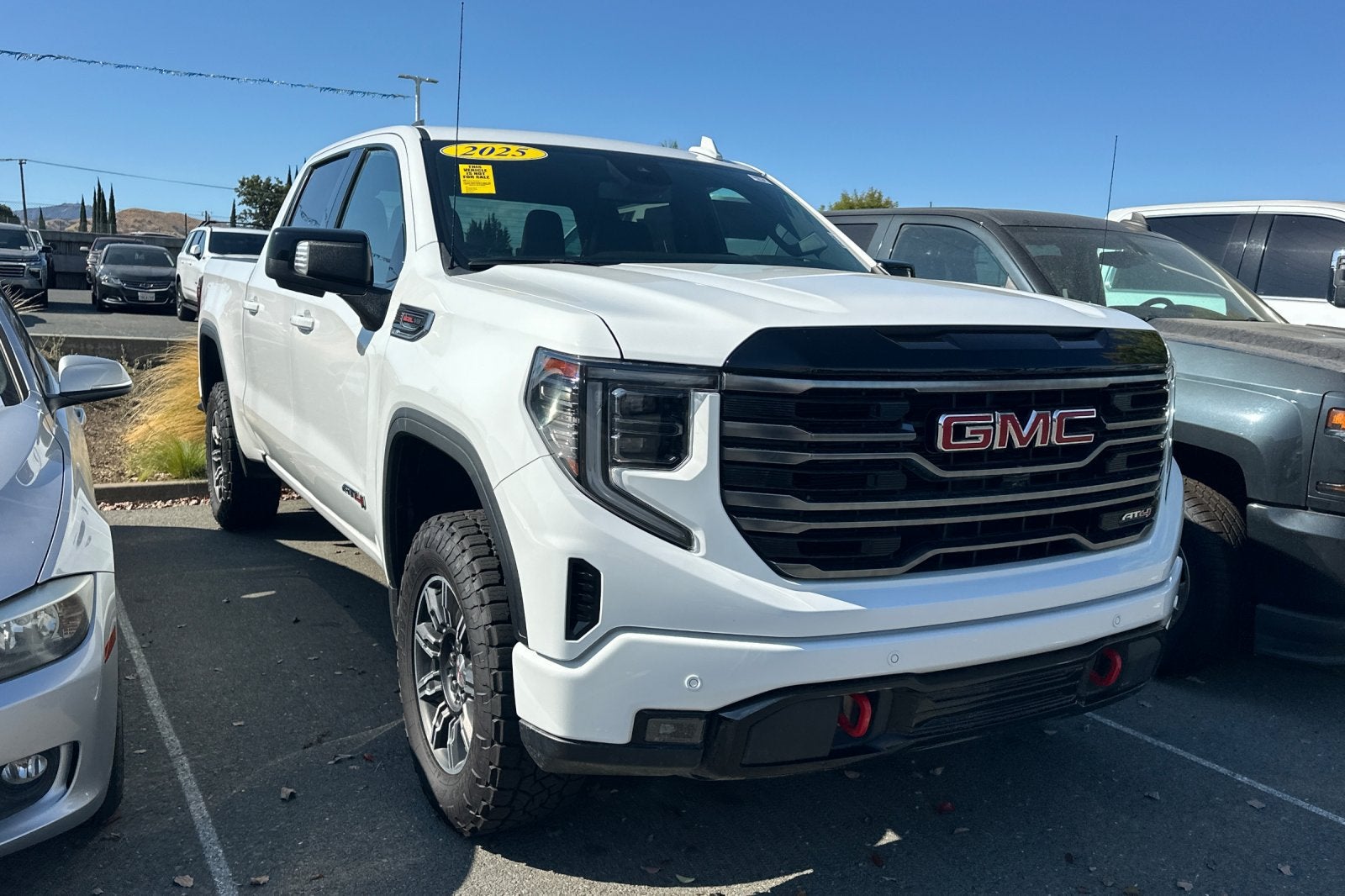 2025 GMC Sierra 1500 AT4