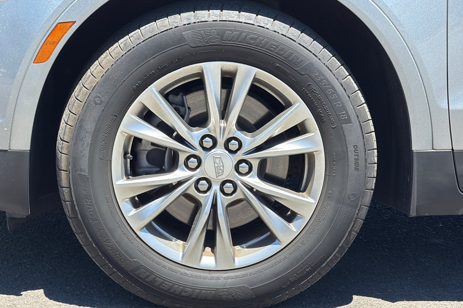 2023 Cadillac XT5 FWD Premium Luxury