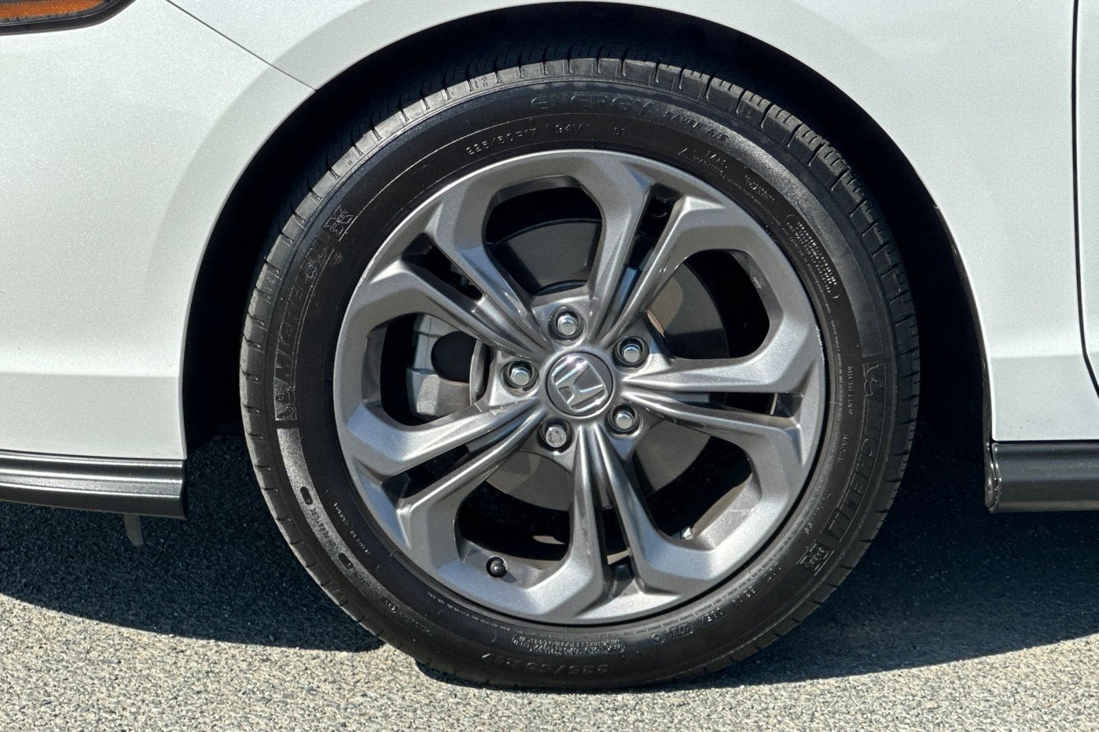 2023 Honda Accord Sedan EX