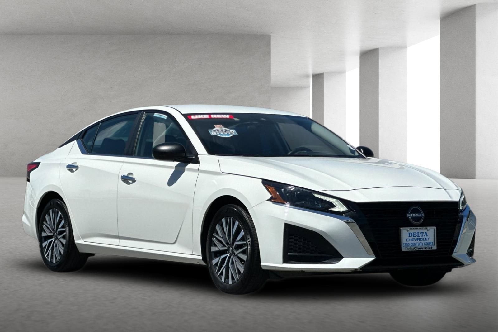 2025 Nissan Altima 2.5 SV's photo