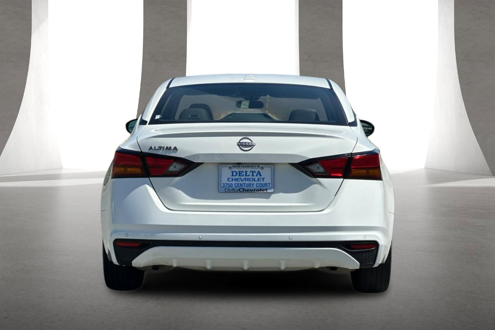 2025 Nissan Altima SV