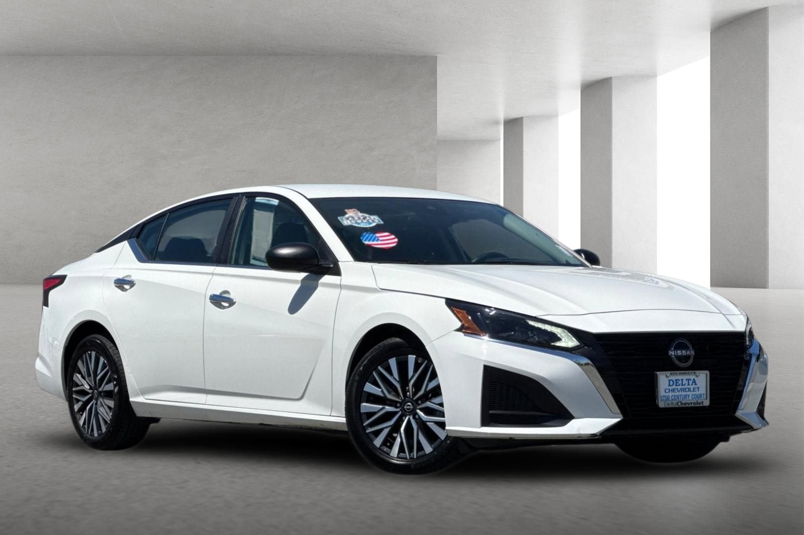 2025 Nissan Altima 2.5 SV's photo