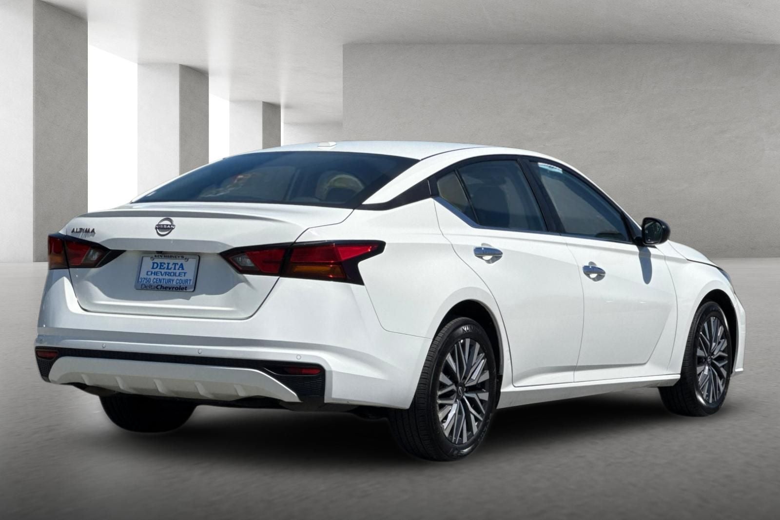 2025 Nissan Altima SV