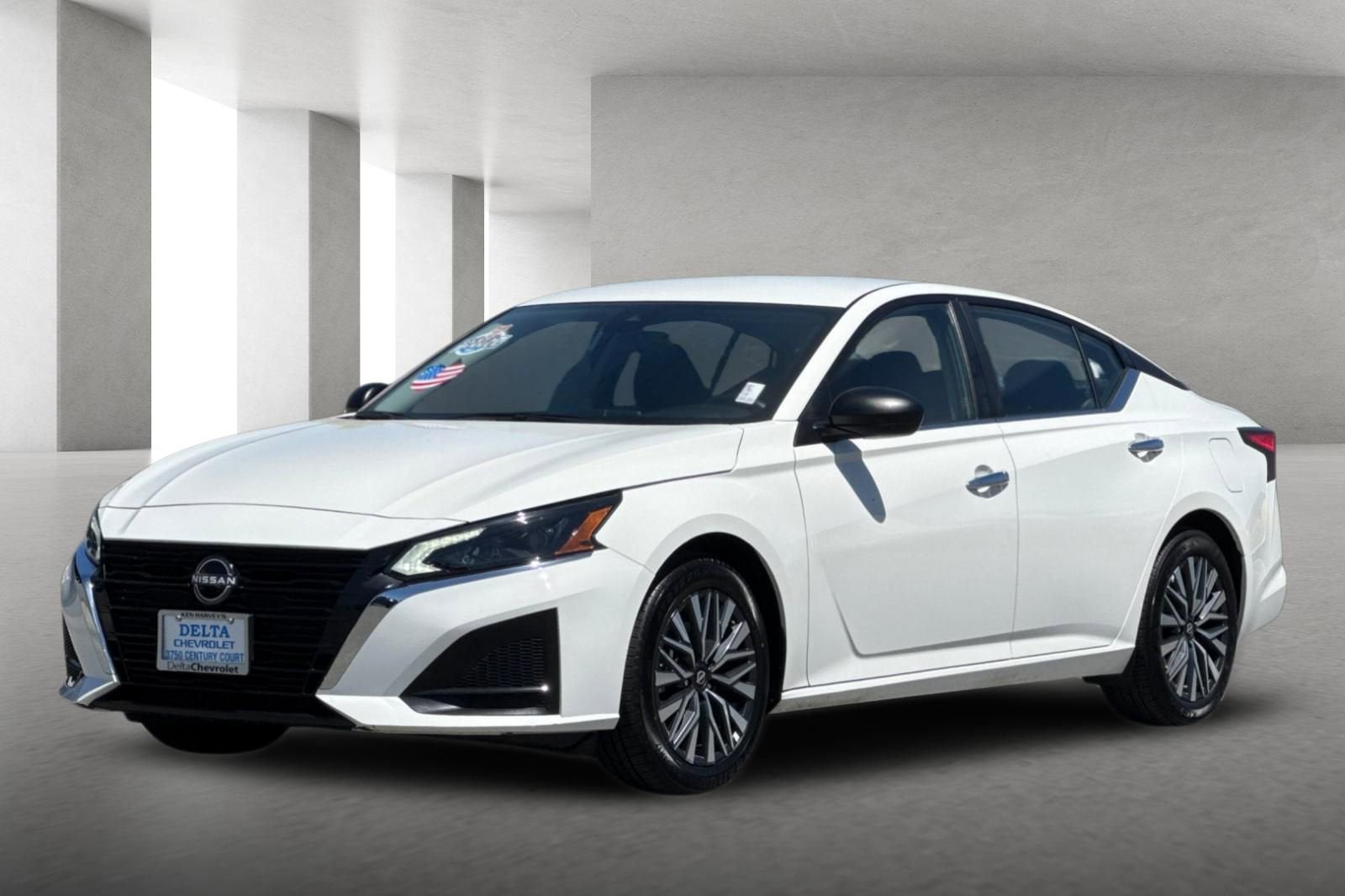 2025 Nissan Altima SV