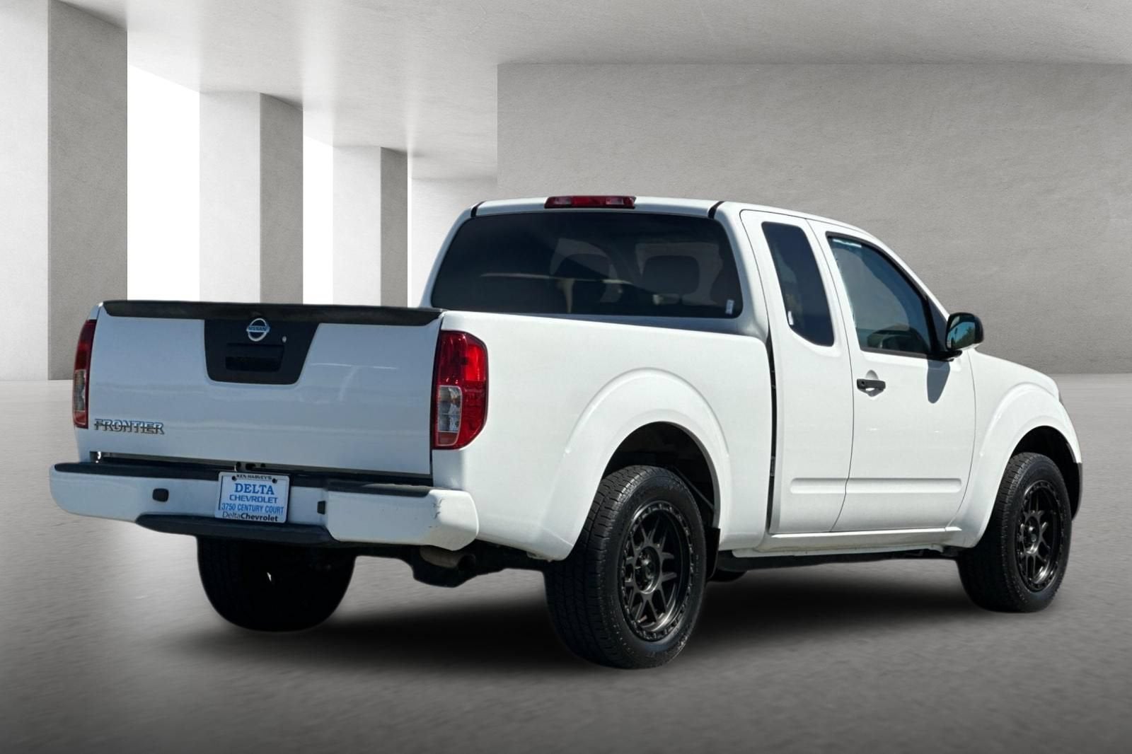 2019 Nissan Frontier S
