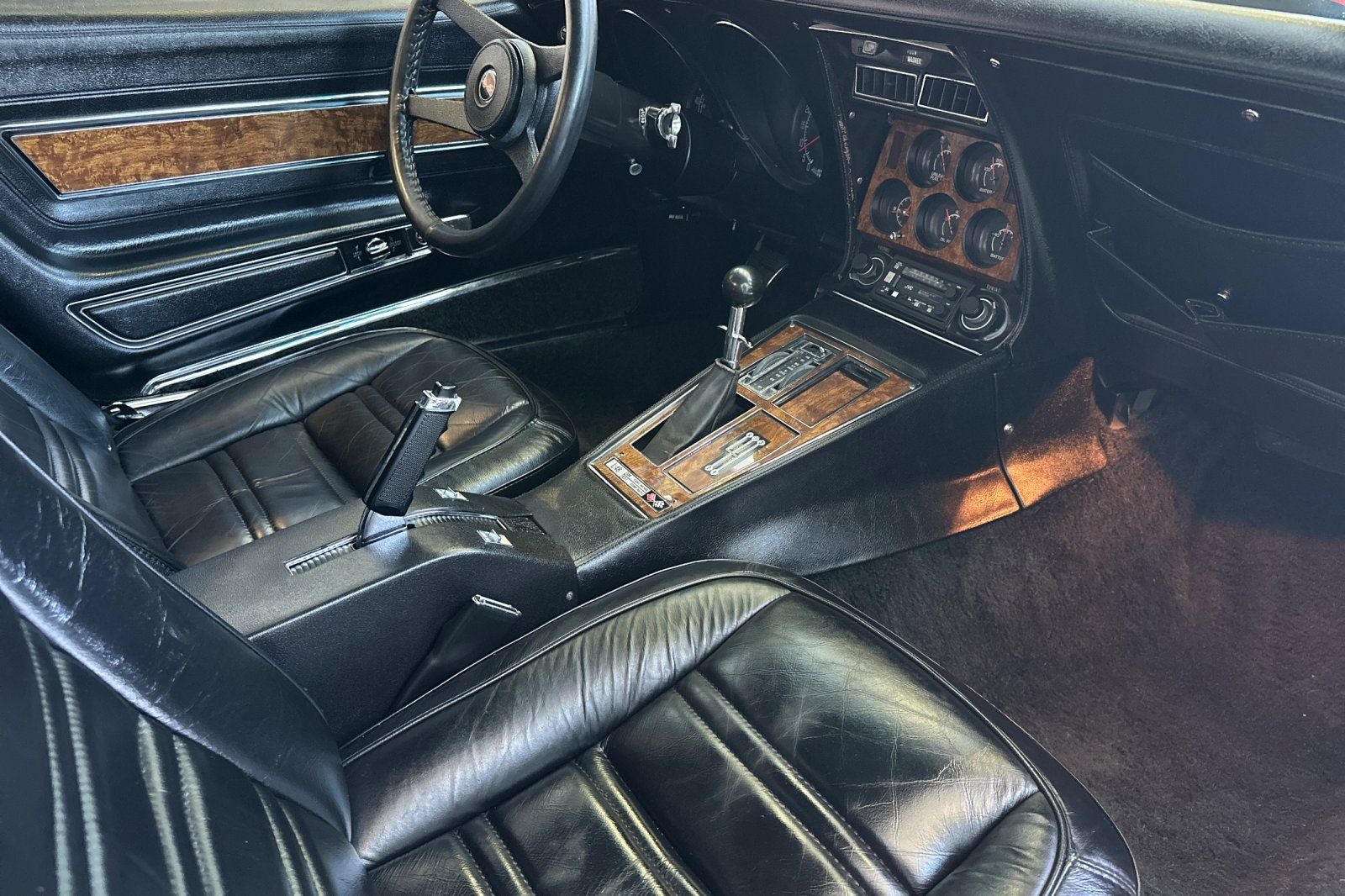 1976 Chevrolet CORVETTE Base