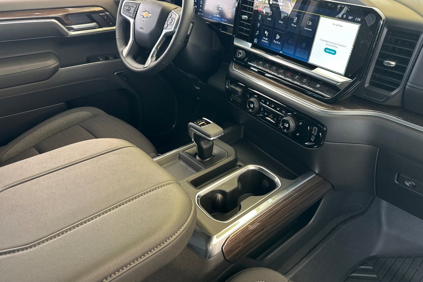 2026 Chevrolet Silverado 1500 LT LT1