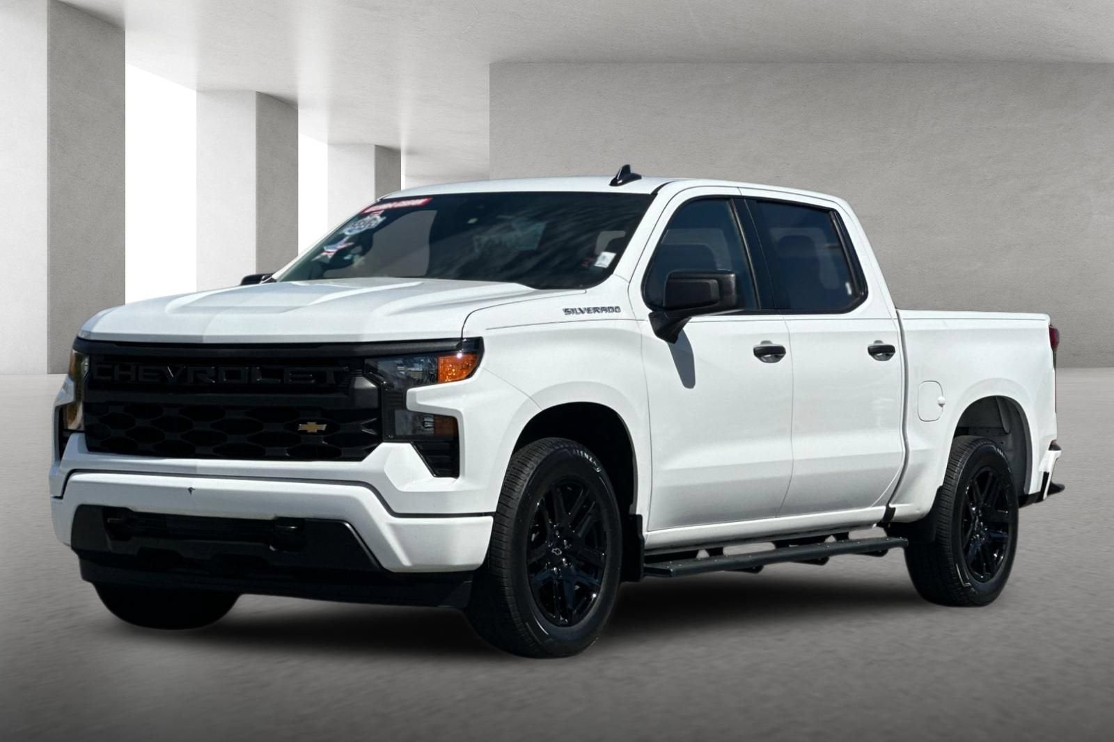 2023 Chevrolet Silverado 1500 Custom