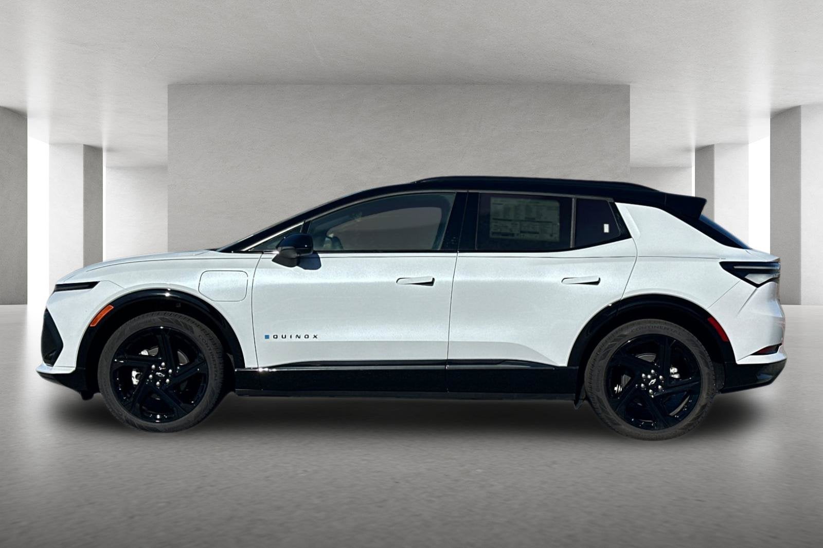 2026 Chevrolet Equinox EV RS - Photo 7