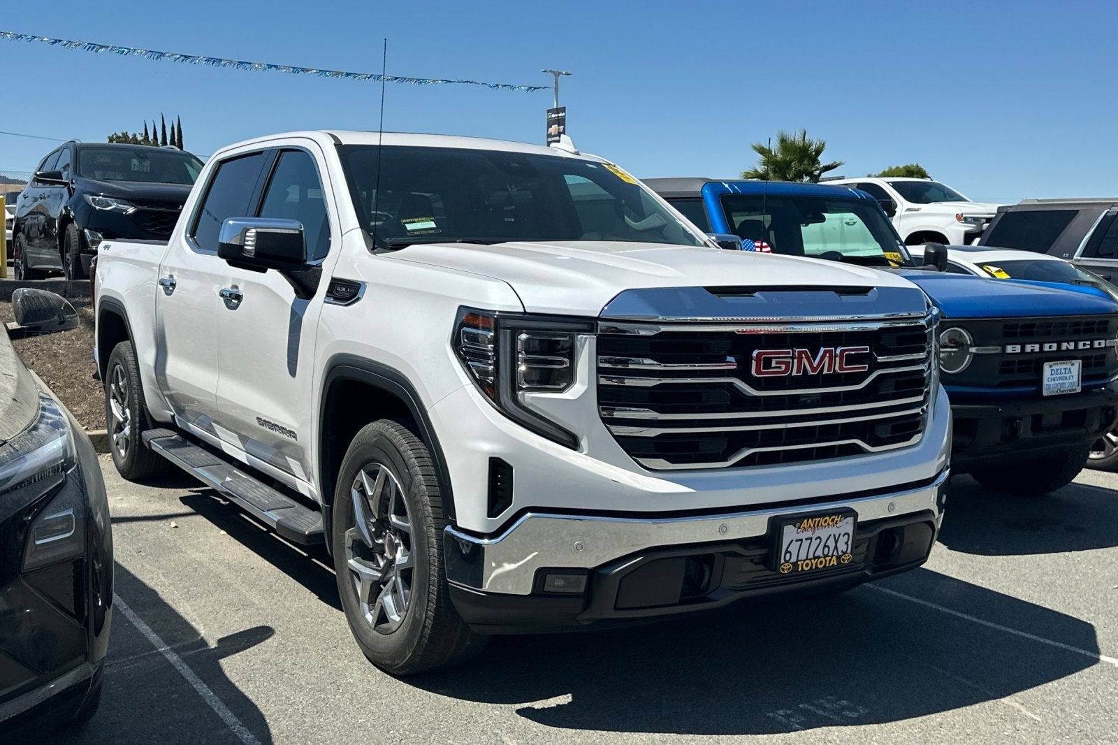 2024 GMC Sierra 1500 SLT