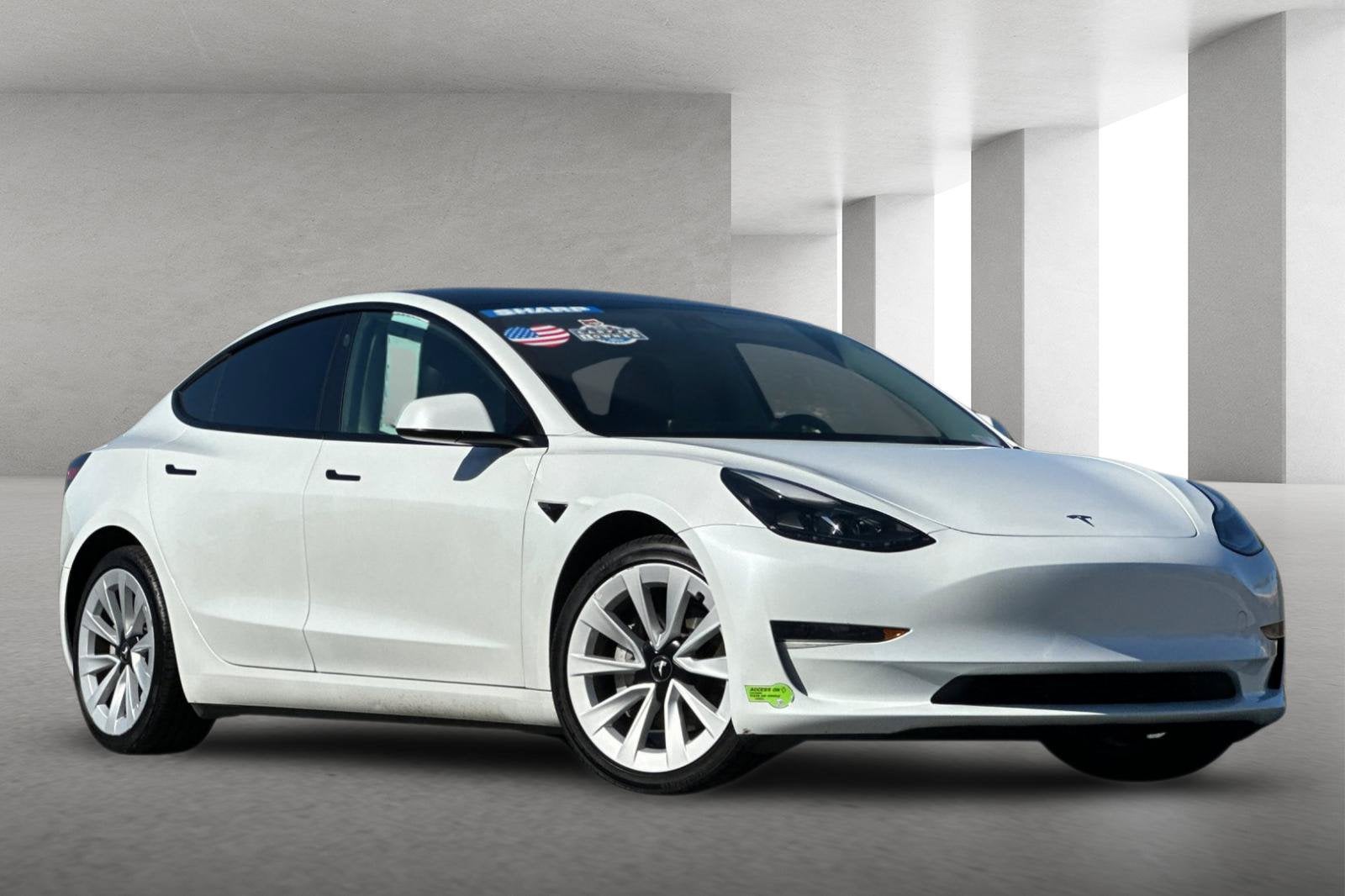 2023 Tesla Model 3 RWD
