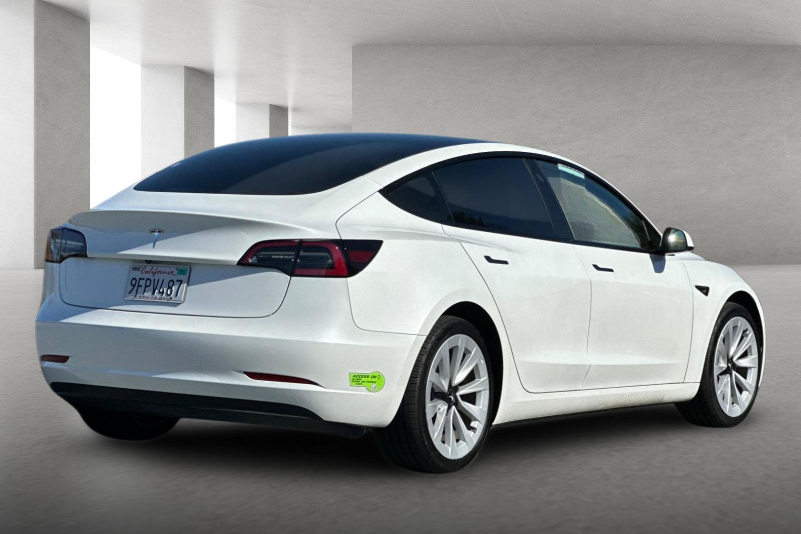 2023 Tesla Model 3 RWD
