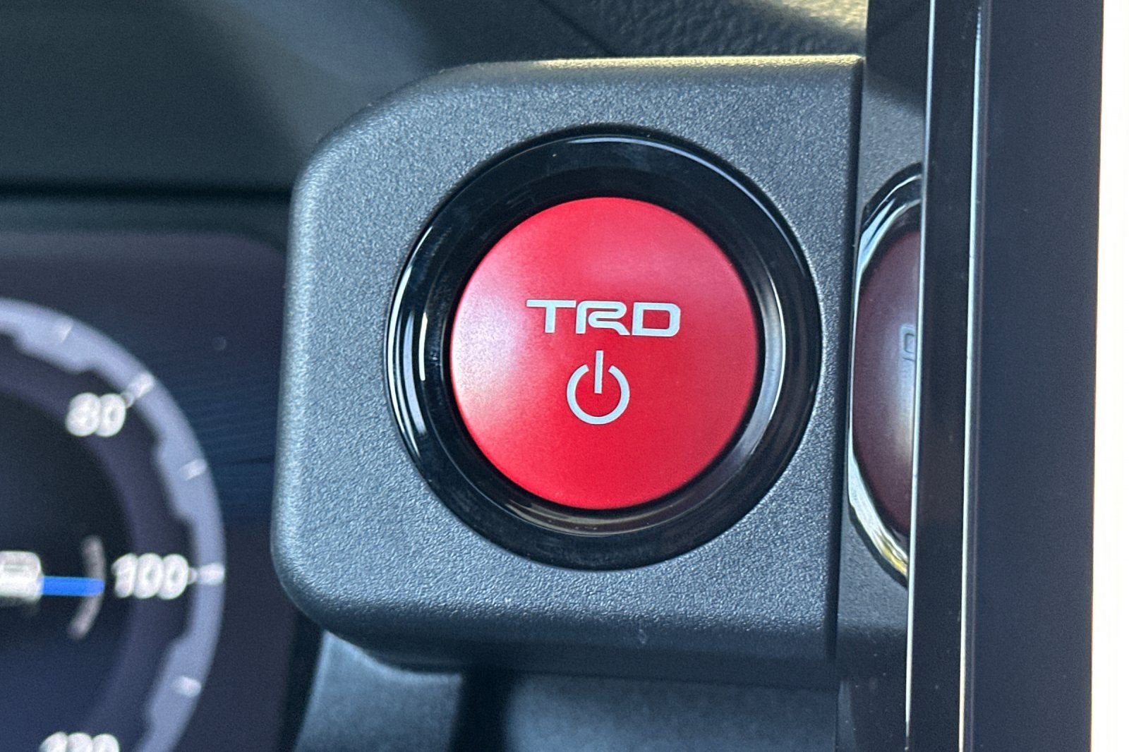 2025 Toyota 4Runner Hybrid TRD Off Road
