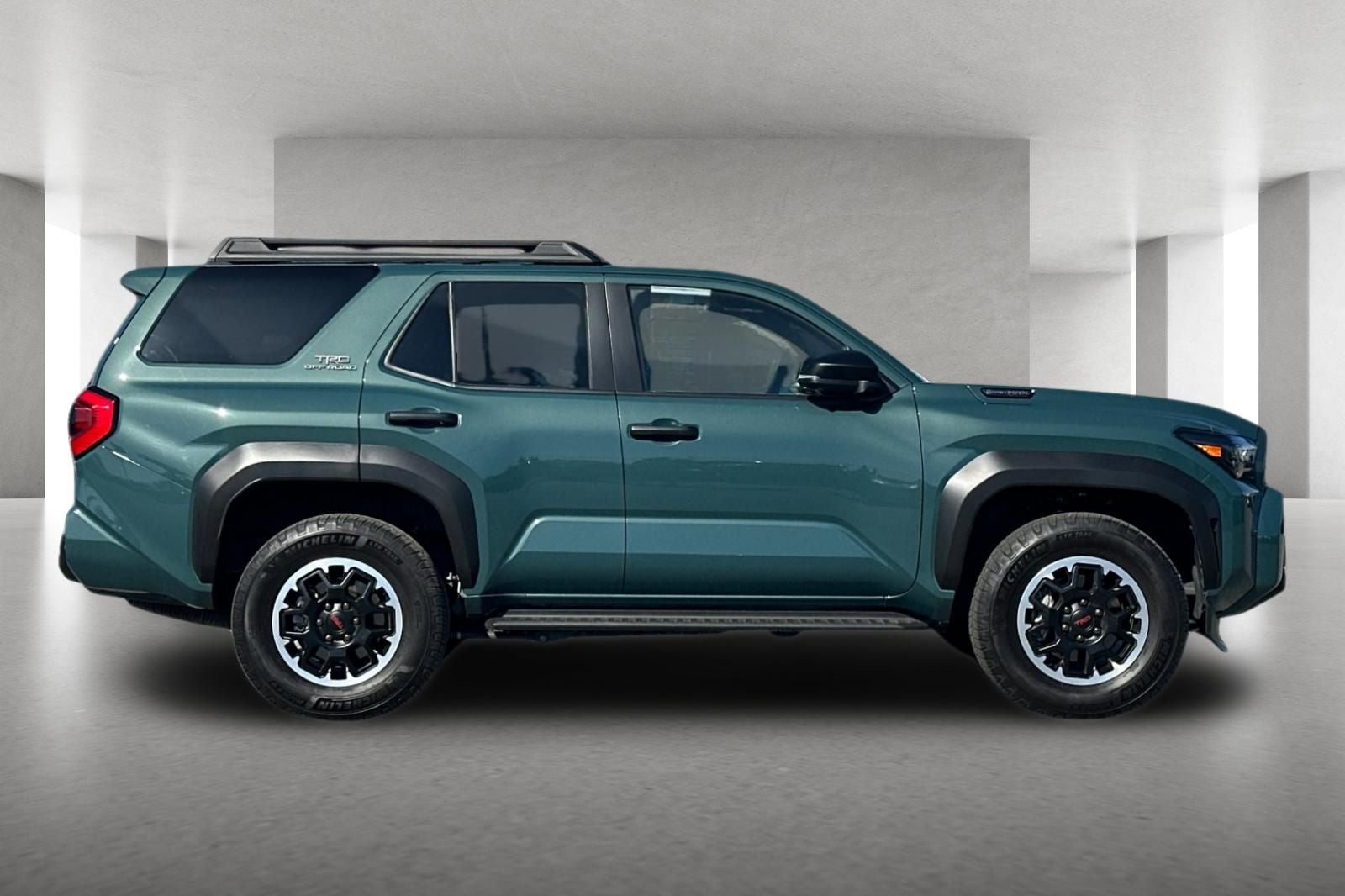 2025 Toyota 4Runner Hybrid TRD Off Road