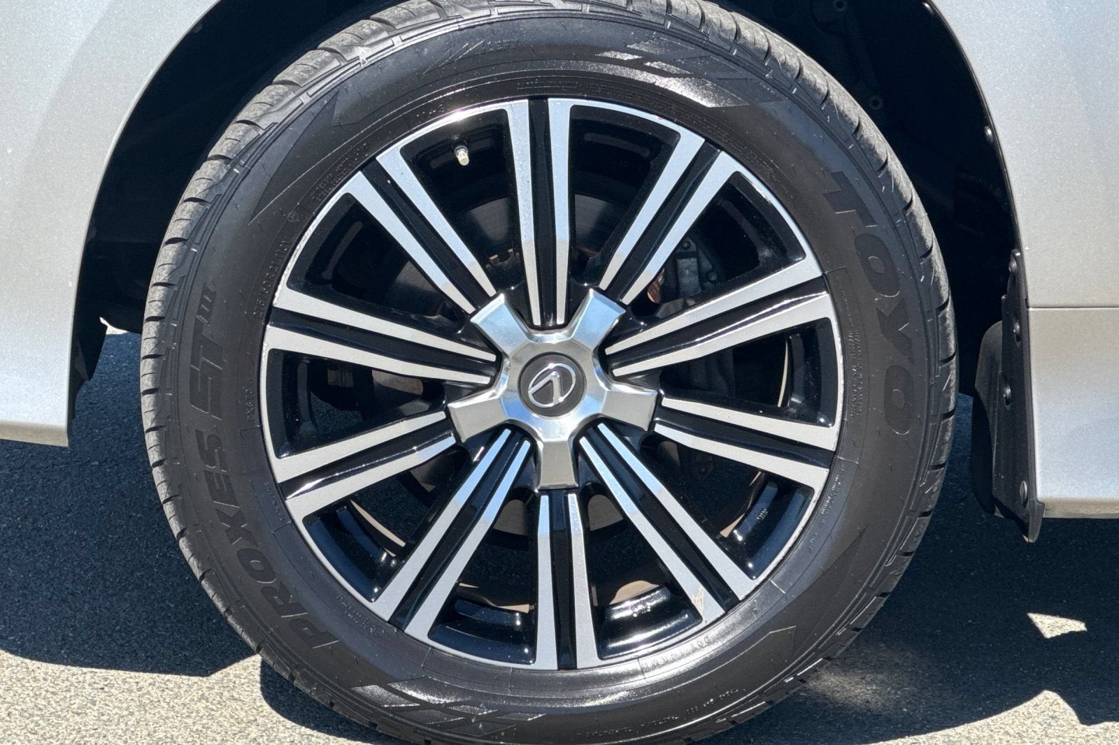 2019 Lexus LX LX 570