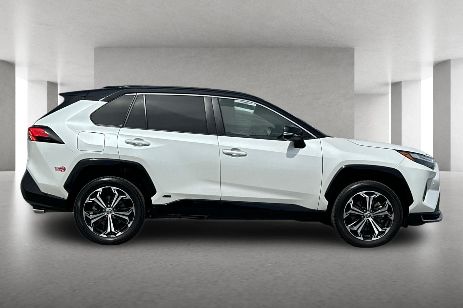 2025 Toyota RAV4 Plug-In Hybrid XSE