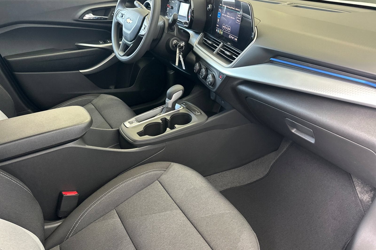 2026 Chevrolet Trax LS - Photo 17