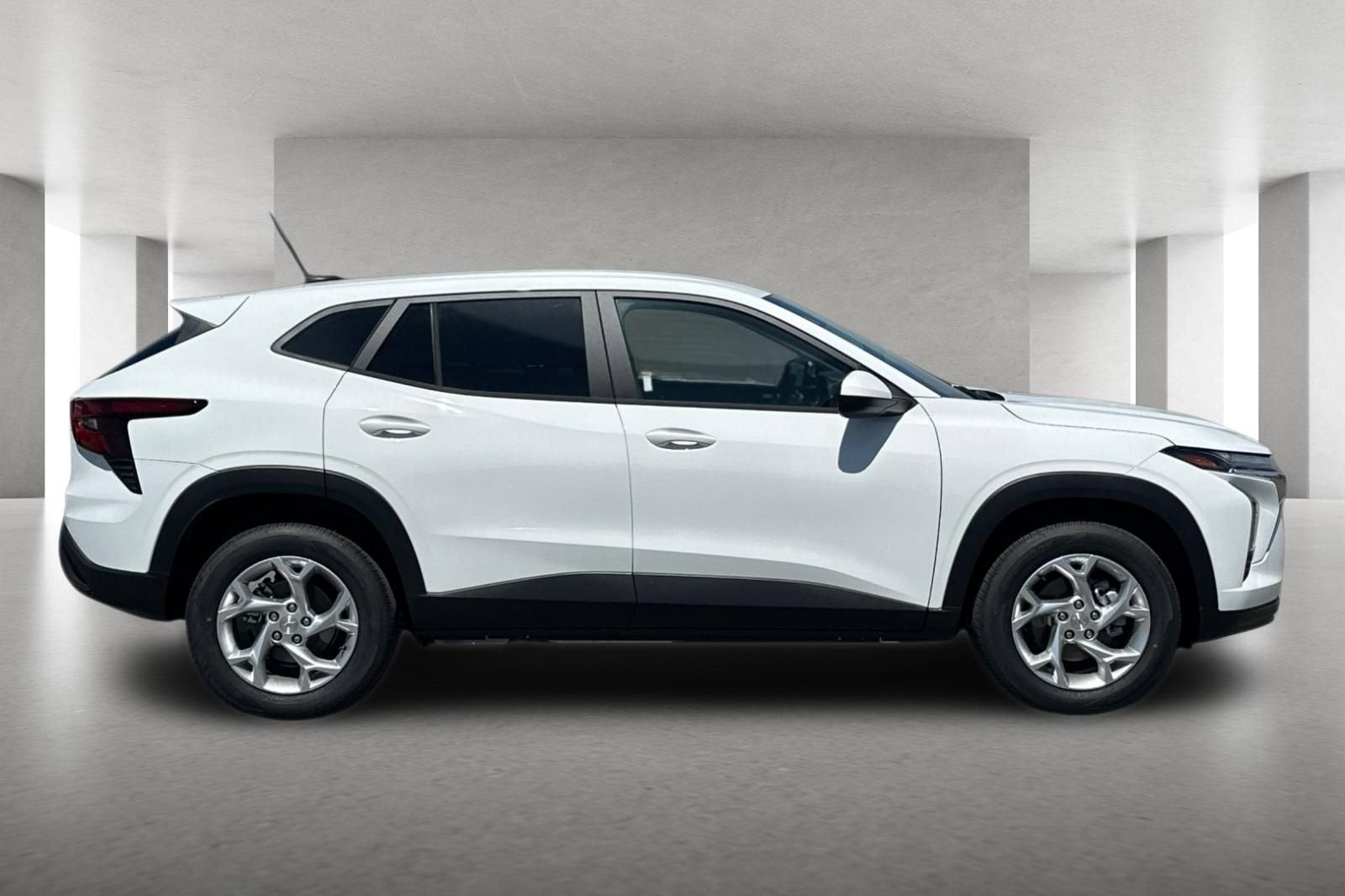 2026 Chevrolet Trax LS - Photo 3