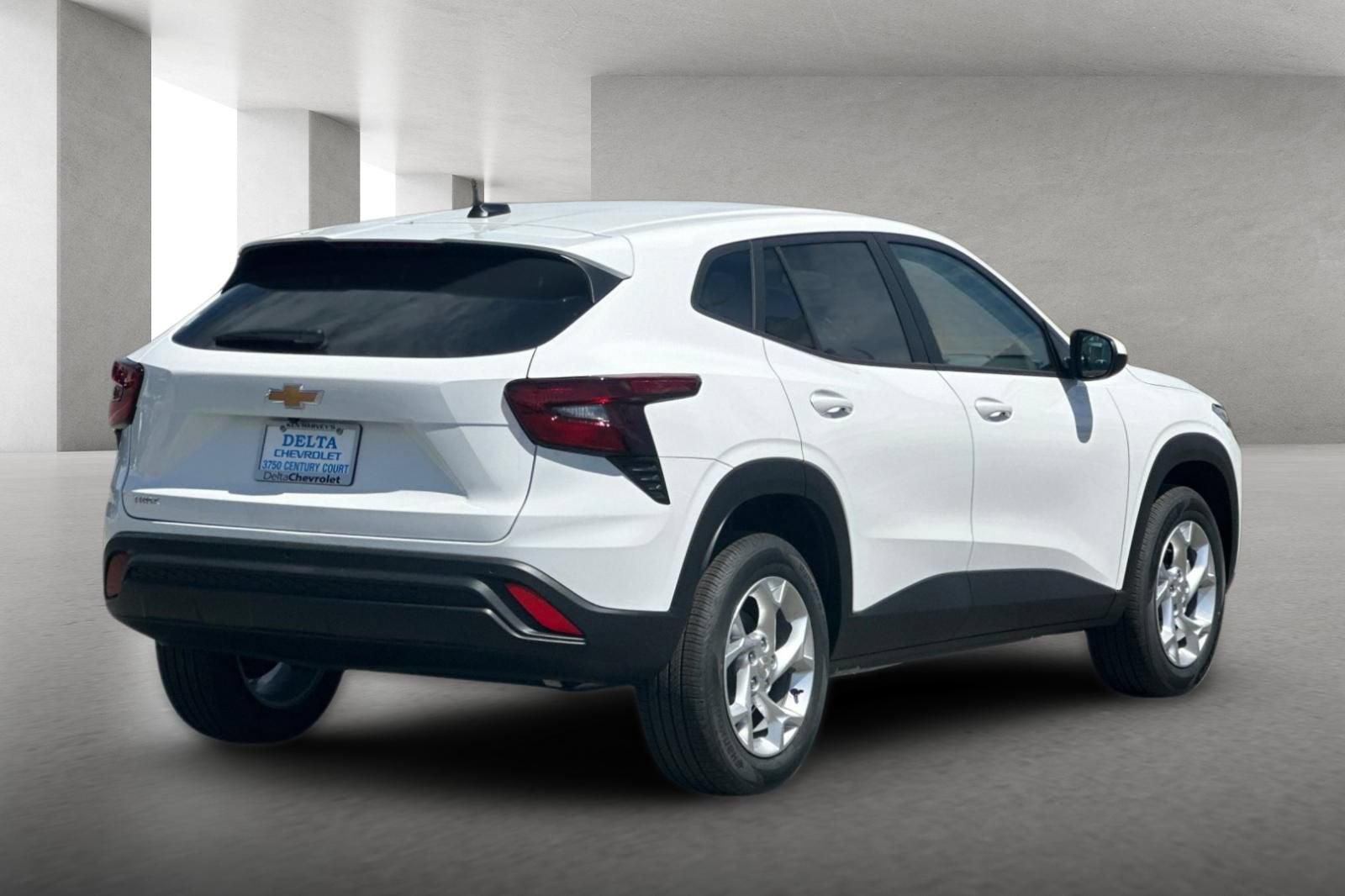 2026 Chevrolet Trax LS - Photo 4