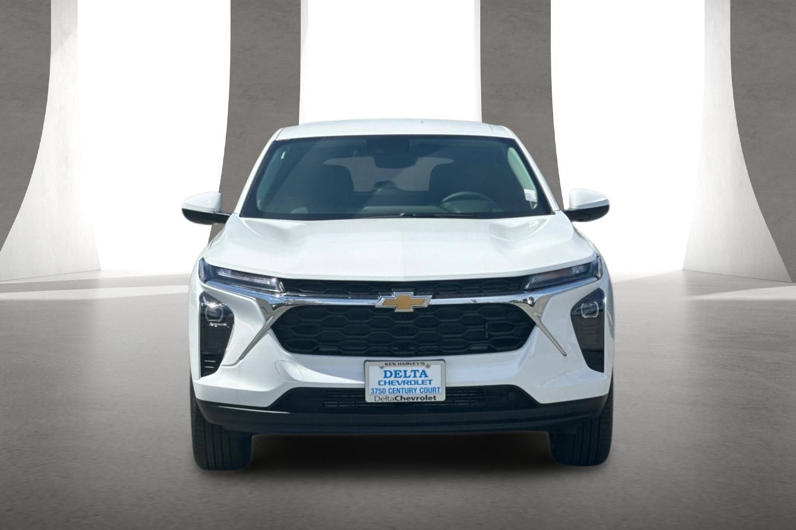 2026 Chevrolet Trax LS - Photo 9