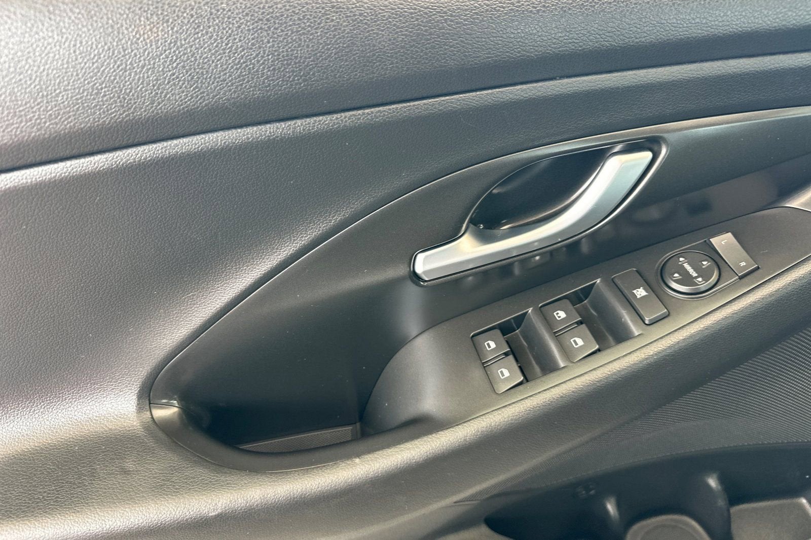 2020 Hyundai Elantra GT Auto