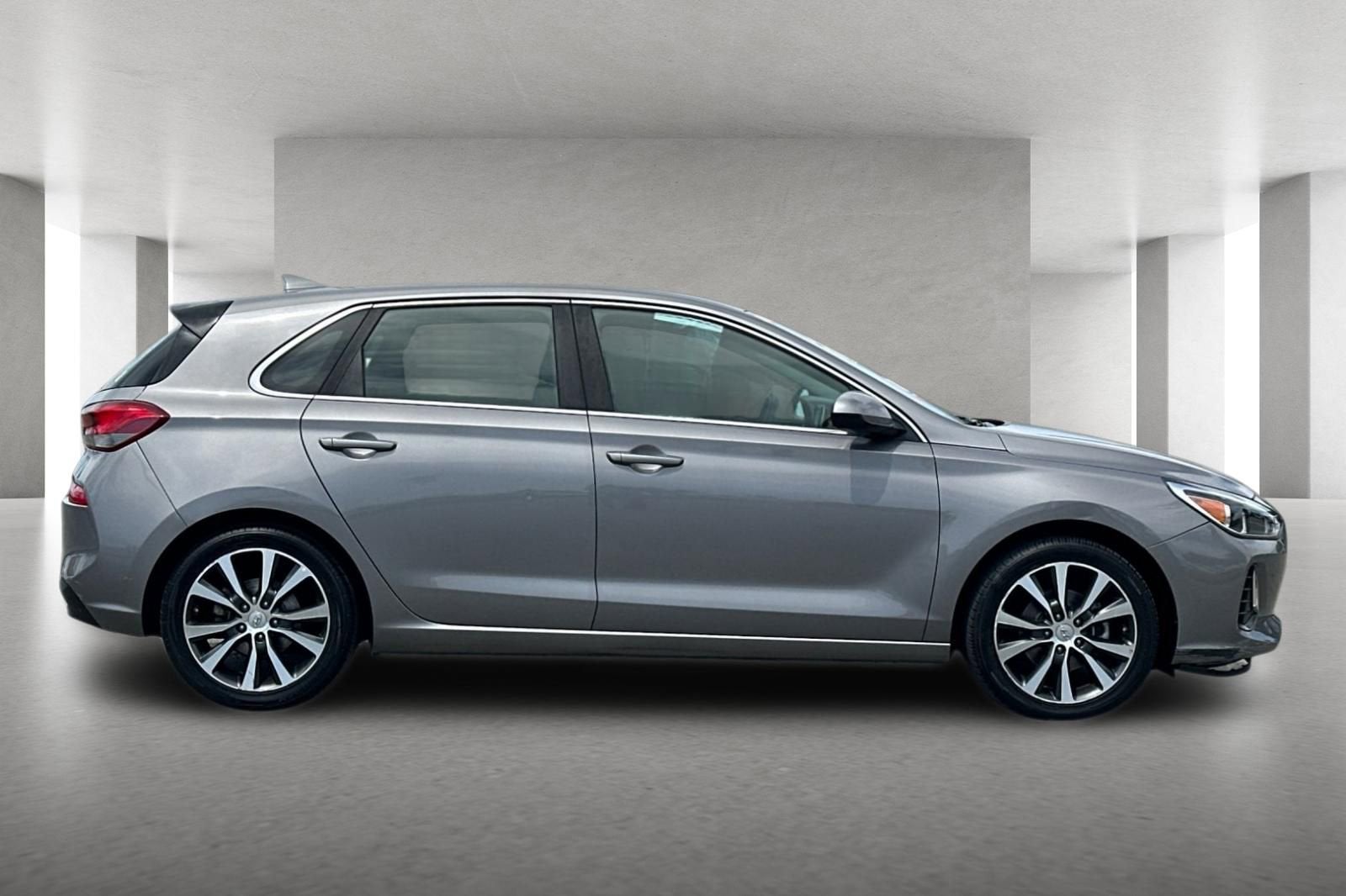 2020 Hyundai Elantra GT Auto