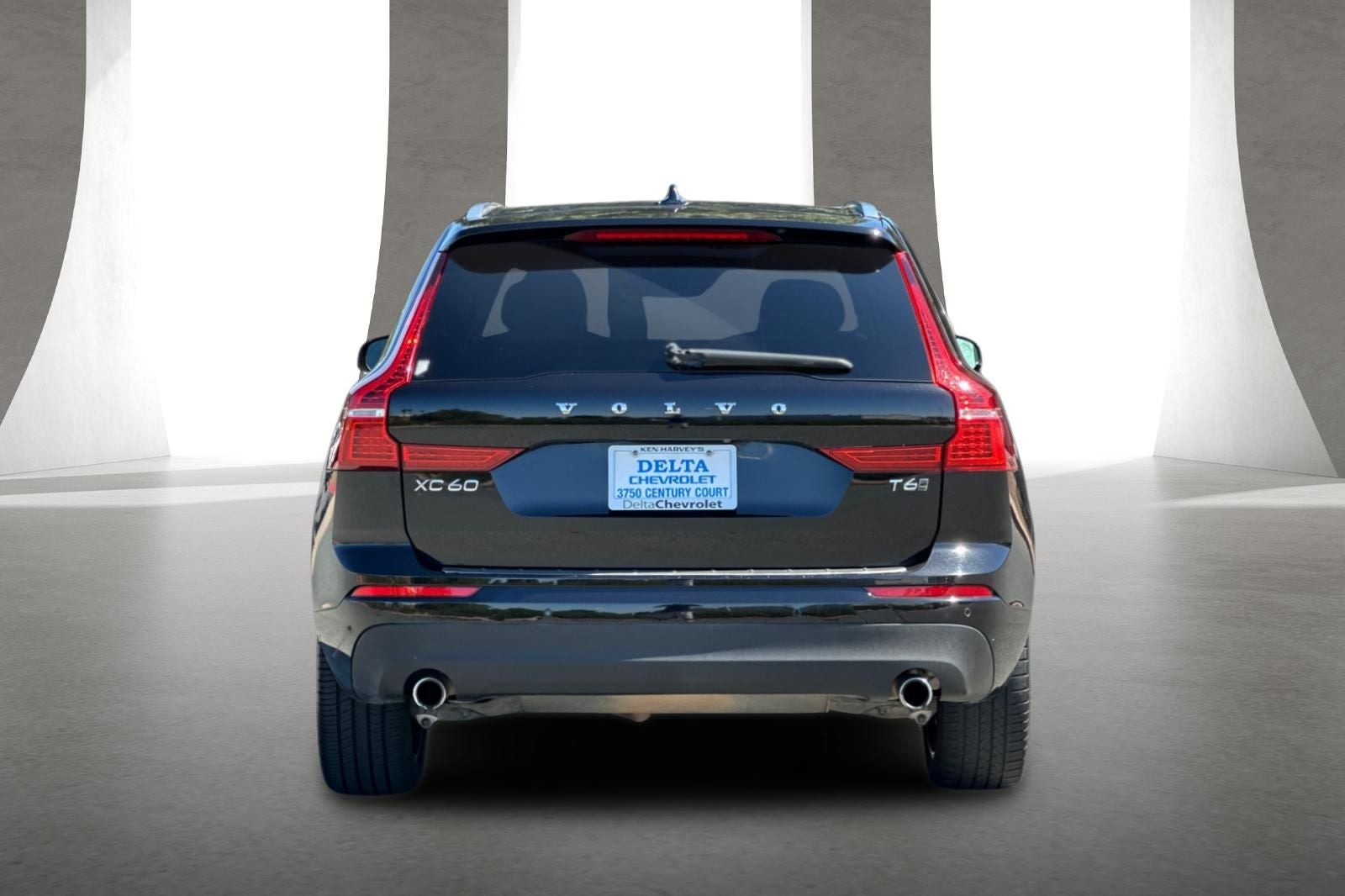 2021 Volvo XC60 Momentum