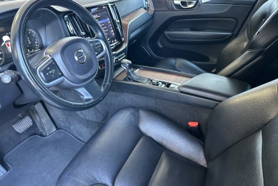 2021 Volvo XC60 Momentum