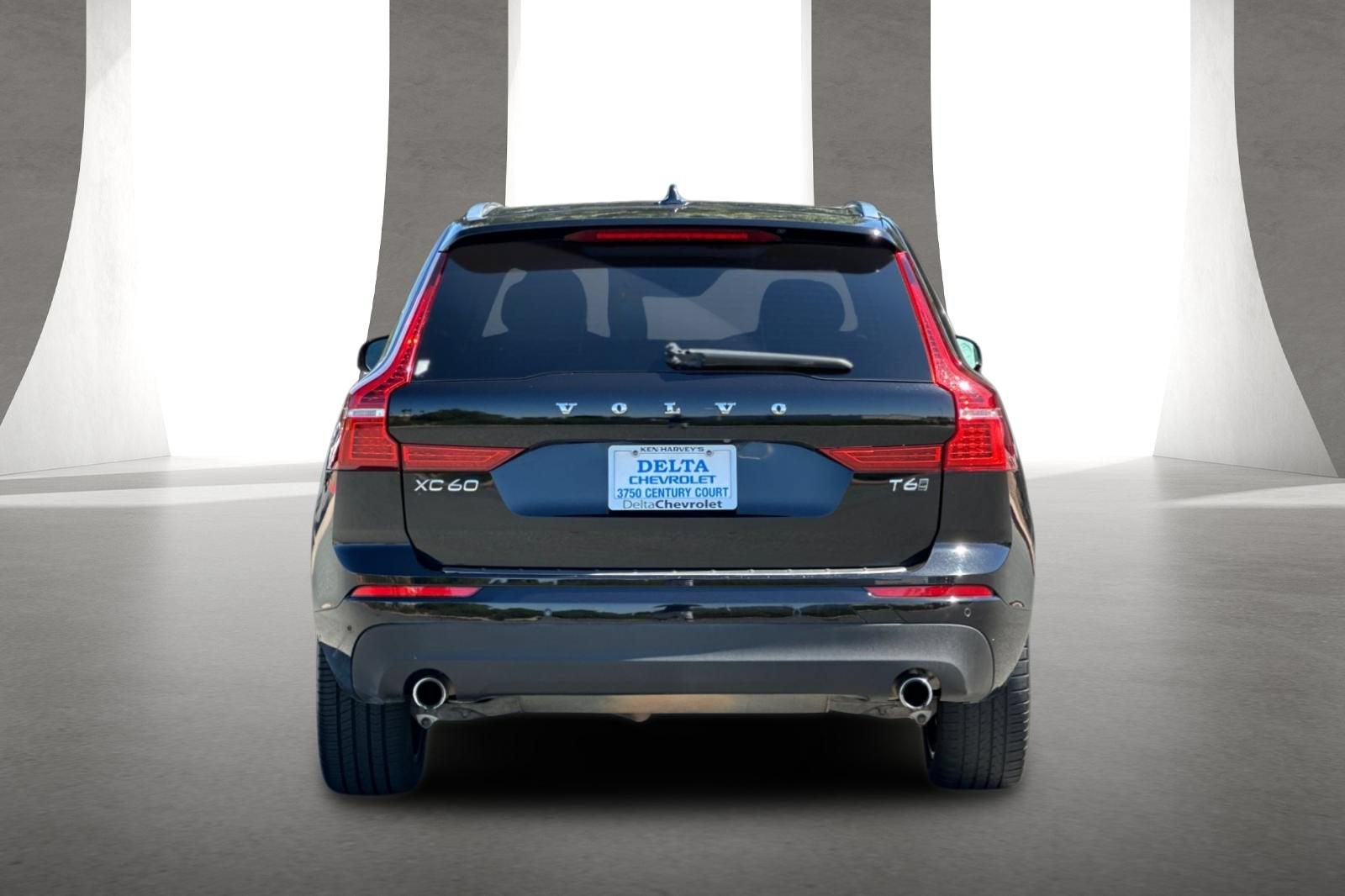 2021 Volvo XC60 Momentum